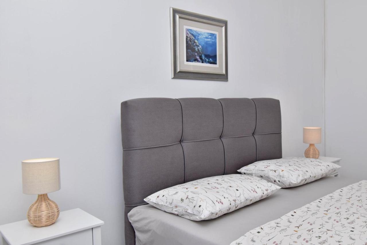 Sunny Room Tucepi Ngoại thất bức ảnh