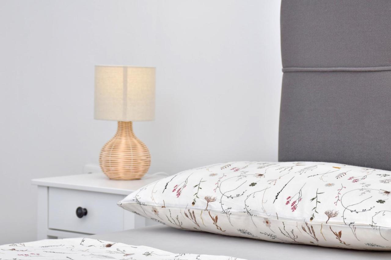Sunny Room Tucepi Ngoại thất bức ảnh